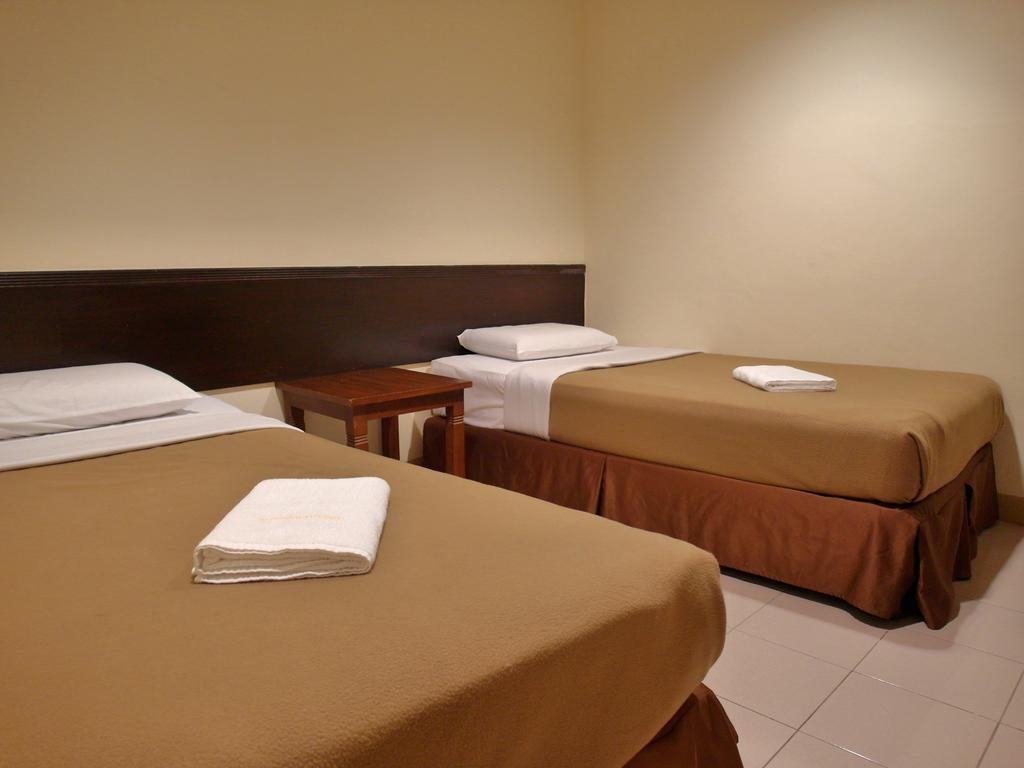Sunnie Hotel Johor Bahru Habitación foto